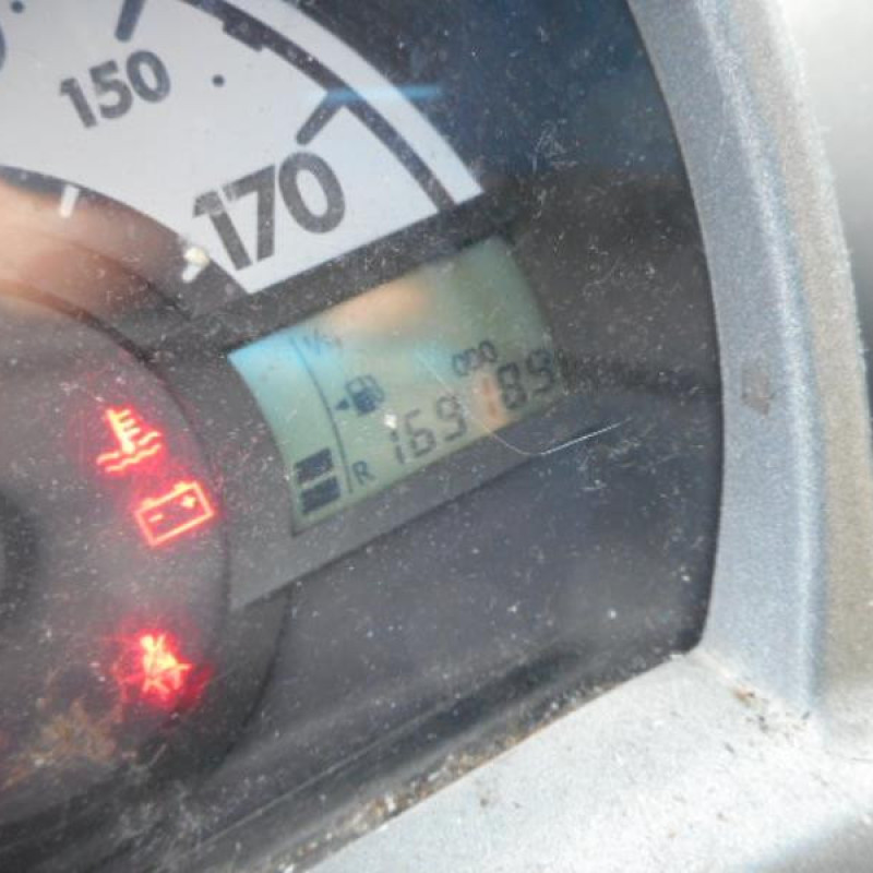 Ceinture arriere droit PEUGEOT 107 Photo n°13
