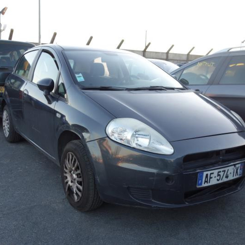 Pretensionneur de ceinture avant droit FIAT GRANDE PUNTO Photo n°5
