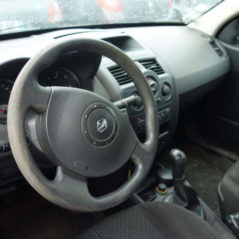 Pretensionneur de ceinture arriere gauche RENAULT MEGANE 2 Photo n°8