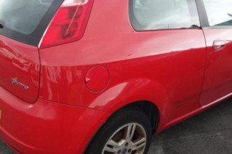 Malle/Hayon arriere FIAT GRANDE PUNTO