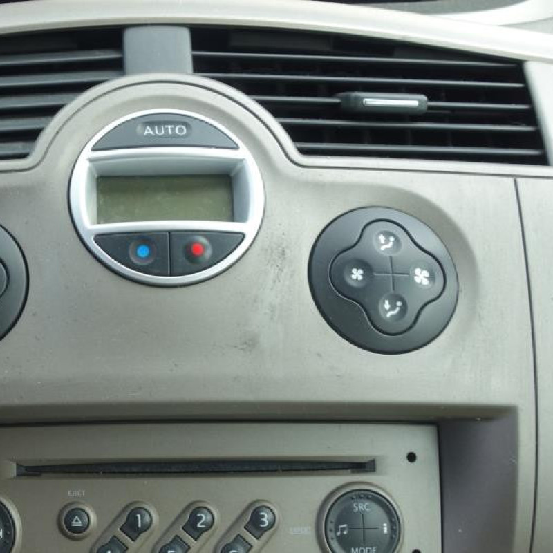 Pretensionneur de ceinture arriere gauche RENAULT SCENIC 2 Photo n°10
