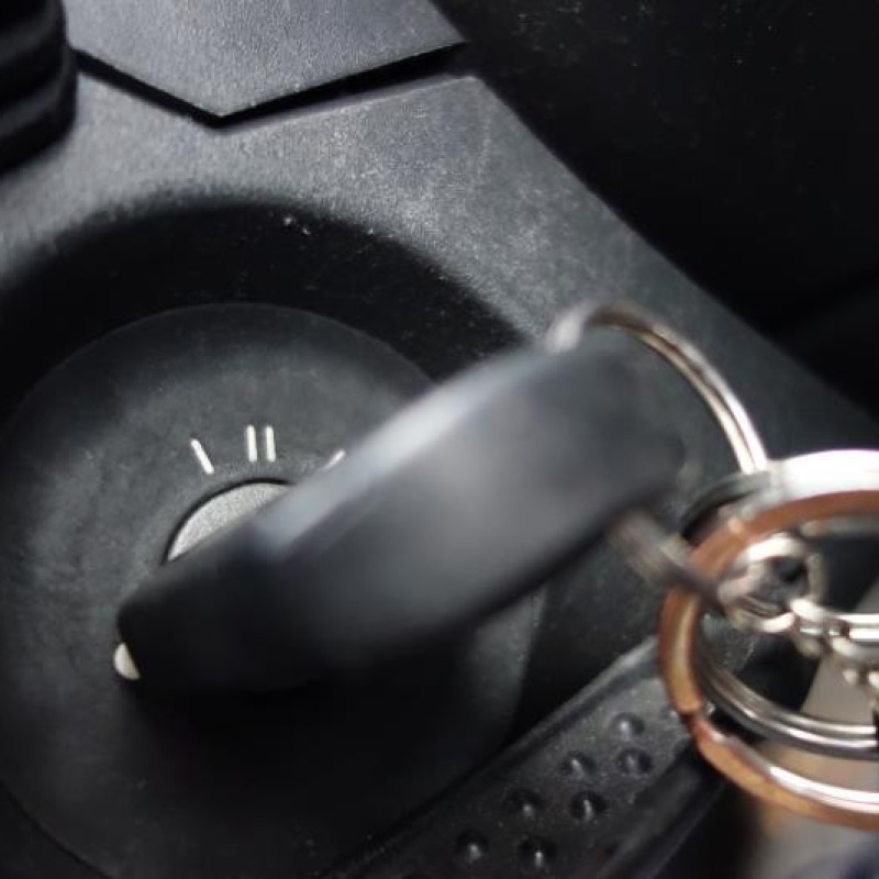 Ceinture arriere gauche OPEL CORSA C Photo n°11