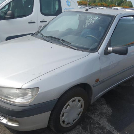 Levier frein à main PEUGEOT 306