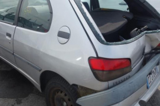 Levier frein à main PEUGEOT 306