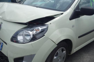 Renfort pare choc arriere (traverse) RENAULT TWINGO 2