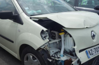 Renfort pare choc arriere (traverse) RENAULT TWINGO 2