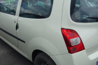 Renfort pare choc arriere (traverse) RENAULT TWINGO 2