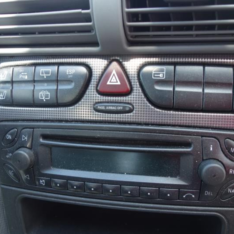 Bras essuie glace arriere MERCEDES CLASSE C 203 Photo n°9
