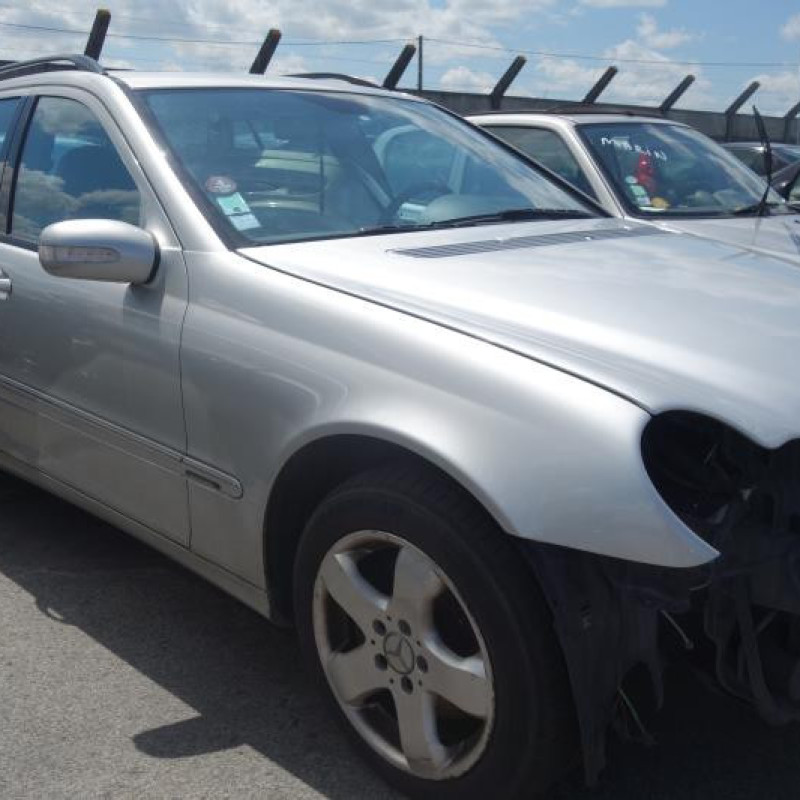 Pretensionneur de ceinture arriere gauche MERCEDES CLASSE C 203 Photo n°5