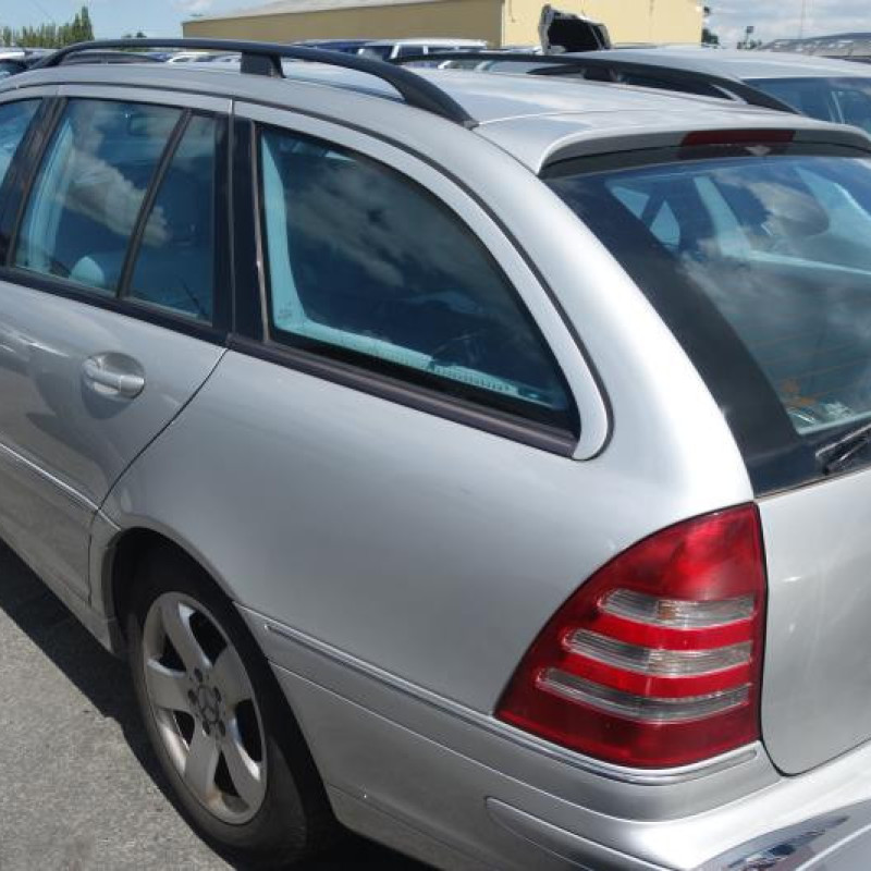 Pretensionneur de ceinture arriere gauche MERCEDES CLASSE C 203 Photo n°7