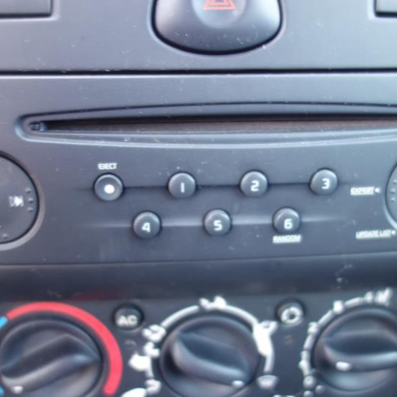 Interrupteur de leve vitre avant droit RENAULT CLIO 2 Photo n°11