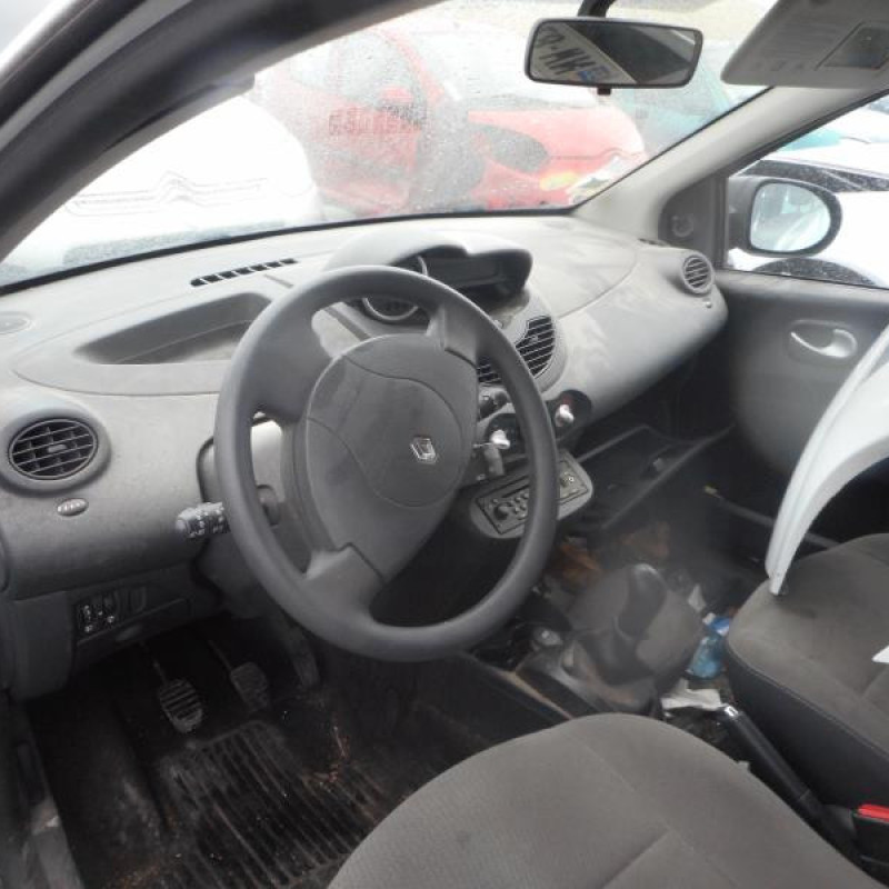 Renfort pare choc arriere (traverse) RENAULT TWINGO 2 Photo n°6