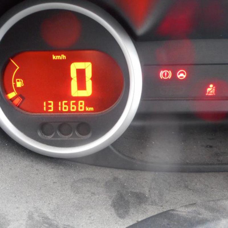 Renfort pare choc arriere (traverse) RENAULT TWINGO 2 Photo n°10