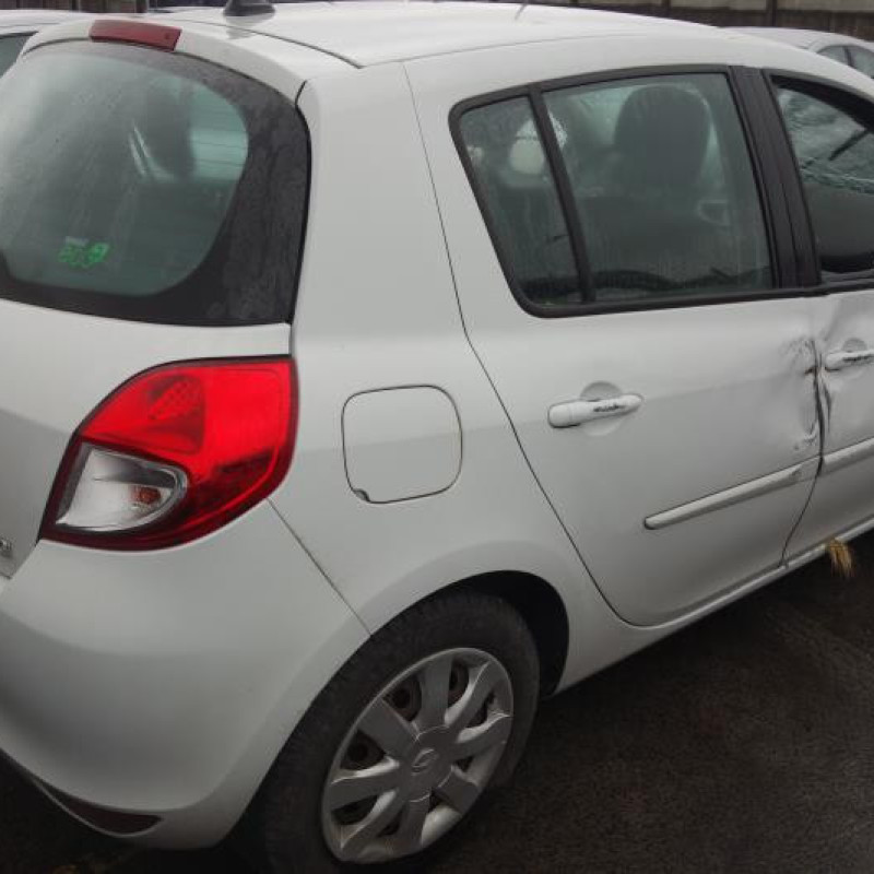 Ceinture arriere gauche RENAULT CLIO 3 Photo n°6