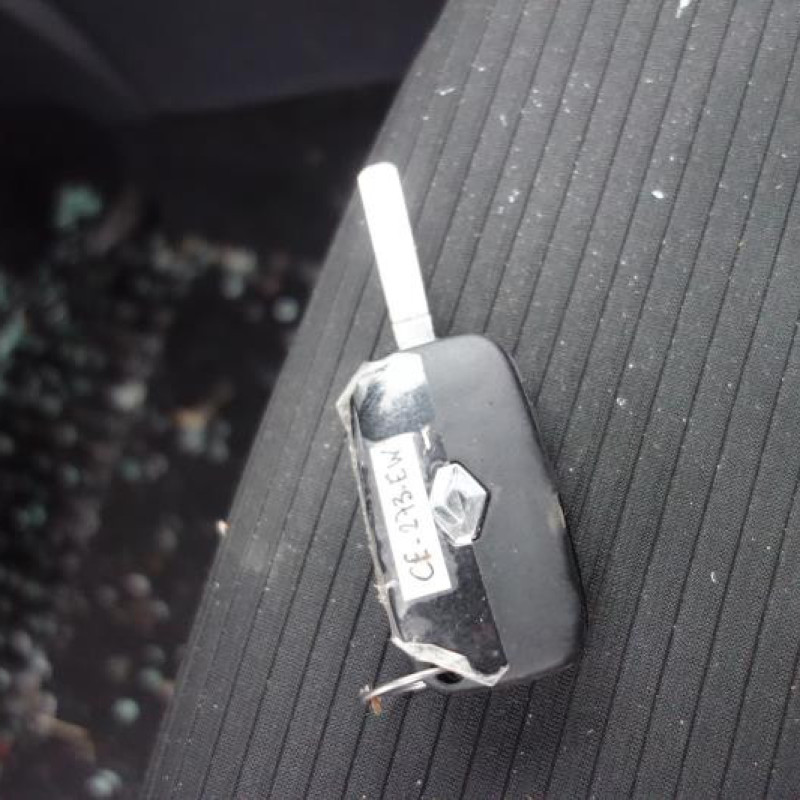 Ceinture arriere gauche RENAULT CLIO 3 Photo n°13