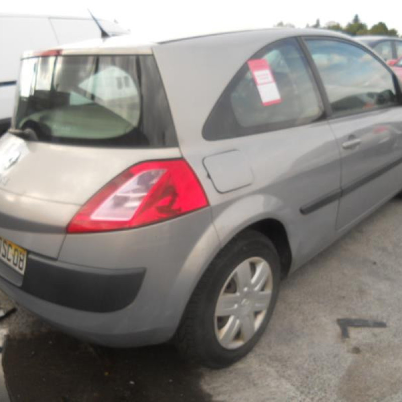 Pretensionneur de ceinture arriere gauche RENAULT MEGANE 2 Photo n°6