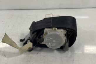 Ceinture arriere droit TOYOTA YARIS 2