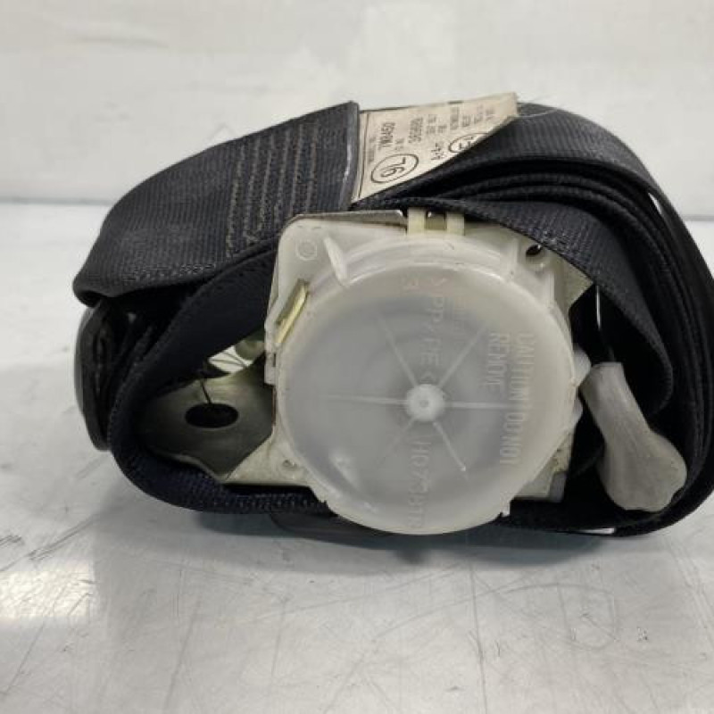 Ceinture arriere gauche TOYOTA YARIS 2 Photo n°3