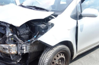 Ceinture arriere gauche TOYOTA YARIS 2