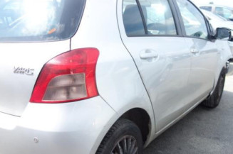 Ceinture arriere gauche TOYOTA YARIS 2