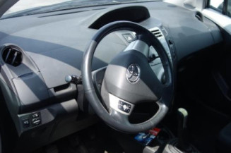 Ceinture arriere gauche TOYOTA YARIS 2