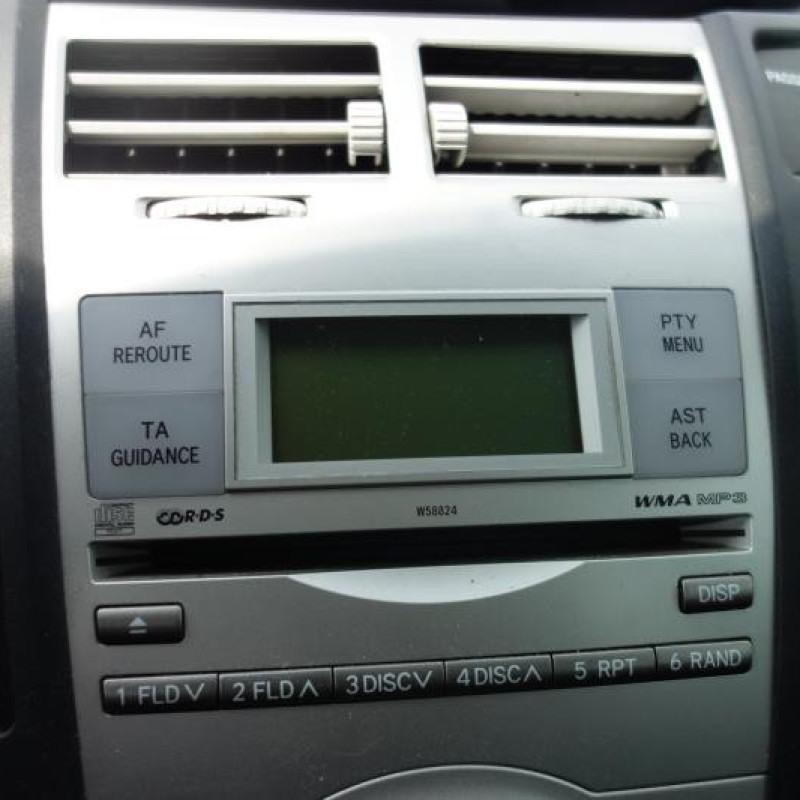 Ceinture arriere gauche TOYOTA YARIS 2 Photo n°10