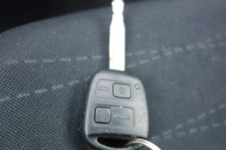 Ceinture arriere gauche TOYOTA YARIS 2