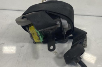 Pretensionneur de ceinture avant gauche TOYOTA YARIS 2 Photo n°1