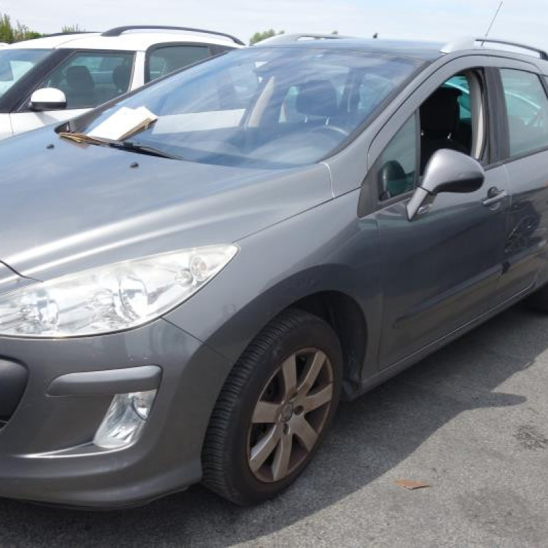 Pretensionneur de ceinture avant droit PEUGEOT 308 1 SW Photo n°4