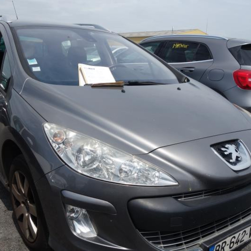 Pretensionneur de ceinture avant droit PEUGEOT 308 1 SW Photo n°5