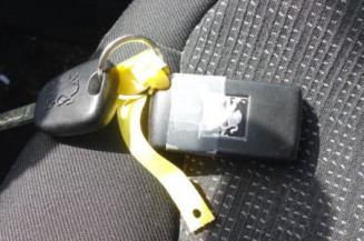 Pretensionneur de ceinture avant droit PEUGEOT 308 1 SW