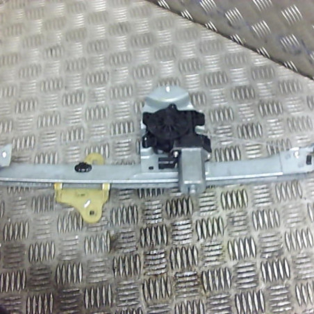 Leve vitre electrique avant droit RENAULT CLIO 4 Photo n°1