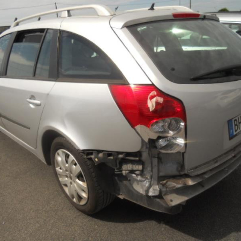 Trappe d'essence RENAULT LAGUNA 2 Photo n°8