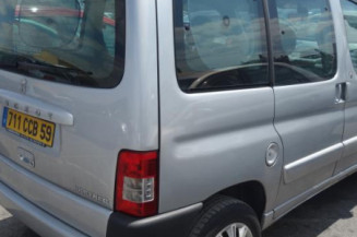 Renfort pare choc arriere (traverse) PEUGEOT PARTNER 1