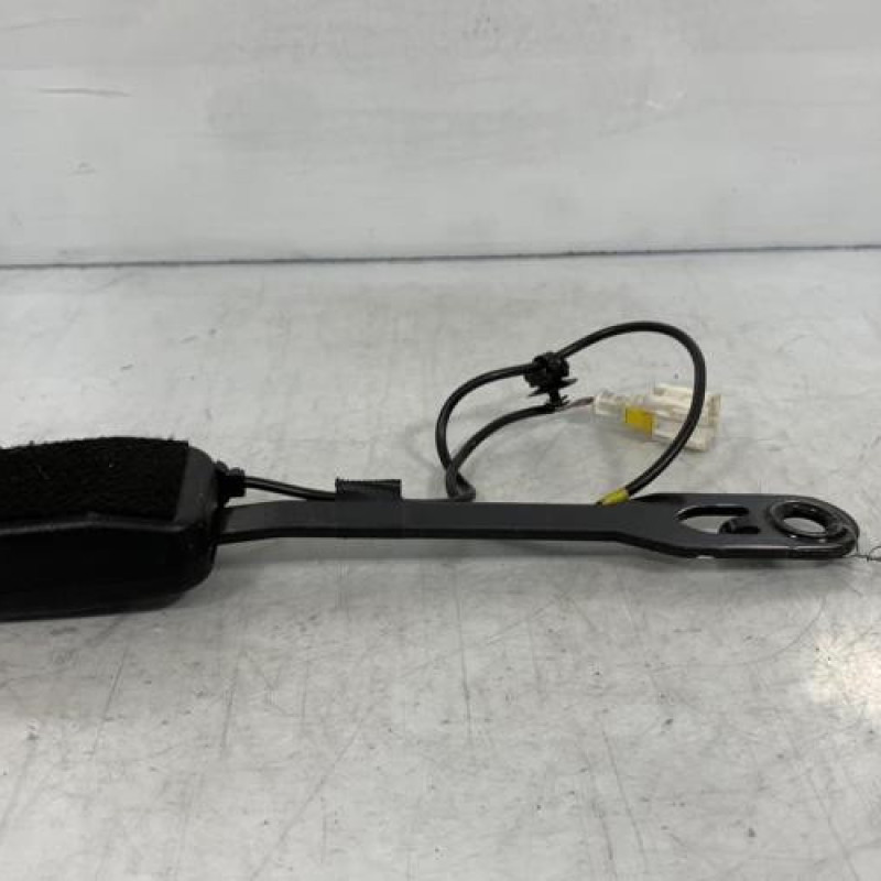 Attache ceinture avant droit PEUGEOT 407 Photo n°2
