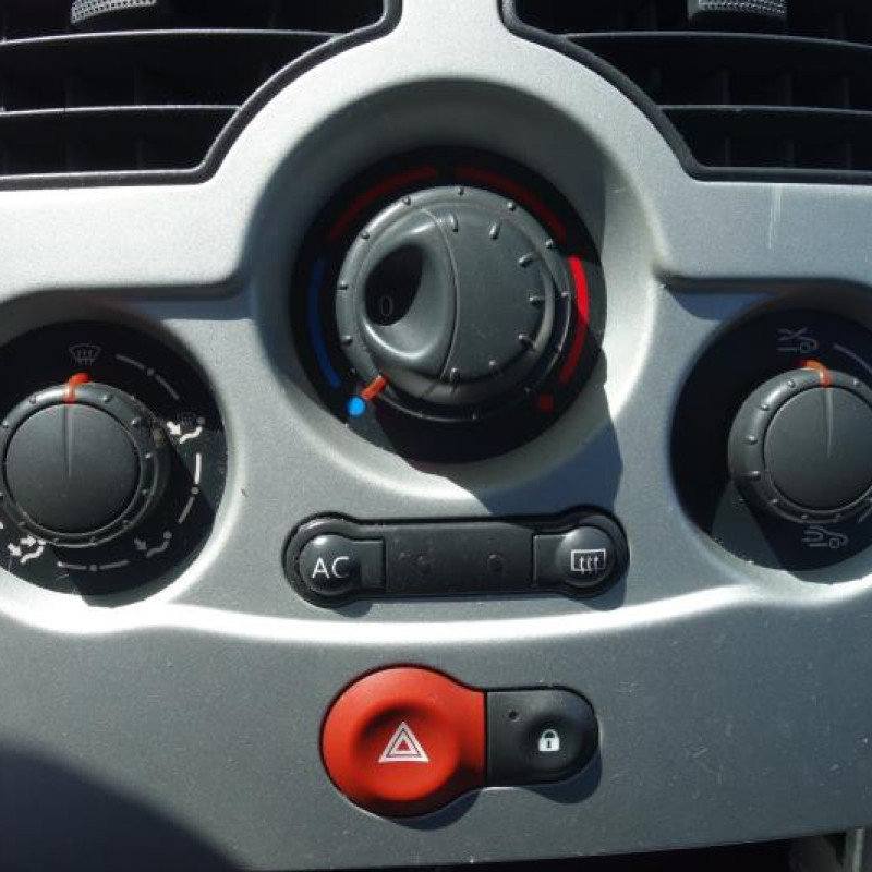 Capot RENAULT MODUS Photo n°9