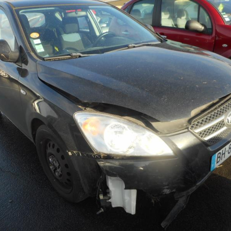 Trappe d'essence KIA CEE-D 1 Photo n°5