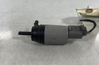 Pompe lave glace avant BMW SERIE 1 E81