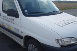 Serrure avant droit PEUGEOT PARTNER 1