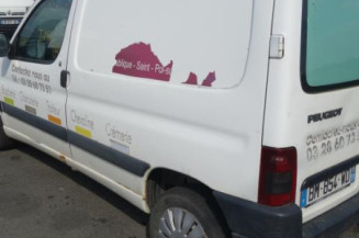 Serrure avant droit PEUGEOT PARTNER 1