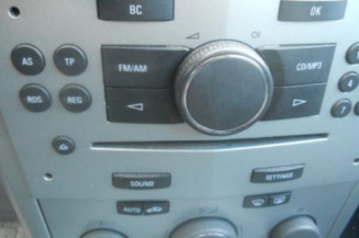 Poignee porte avant gauche OPEL ASTRA H