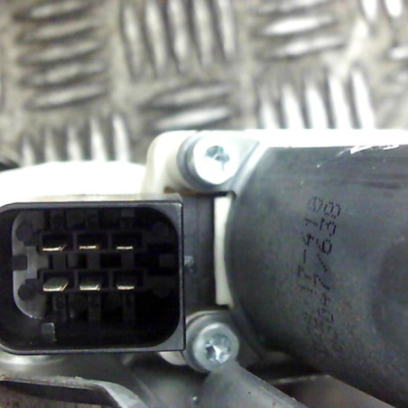 Leve vitre electrique avant droit MERCEDES CLASSE C 203 Photo n°1