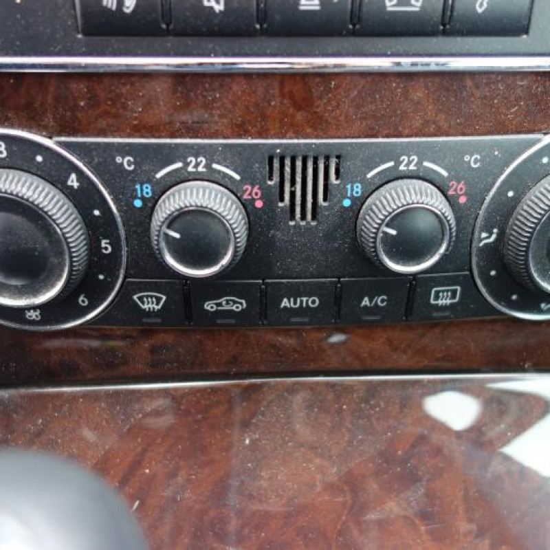 Leve vitre electrique avant droit MERCEDES CLASSE C 203 Photo n°9