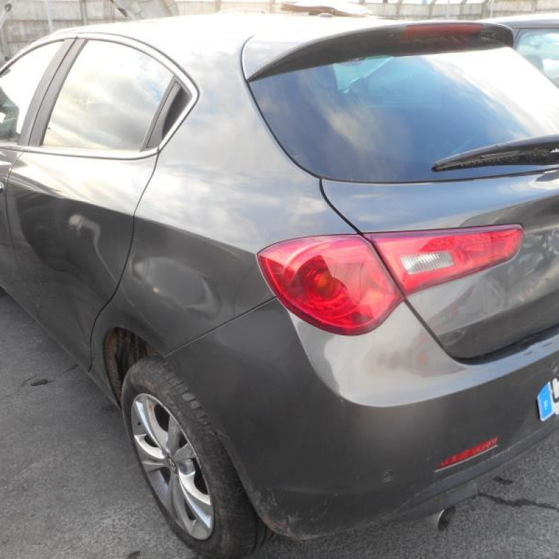 Boite a gants ALFA ROMEO GIULIETTA 2 Photo n°7