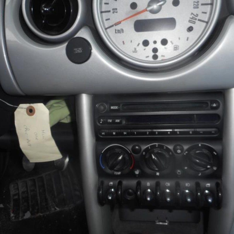 Ceinture arriere gauche MINI MINI 1 R50/R53 Photo n°9