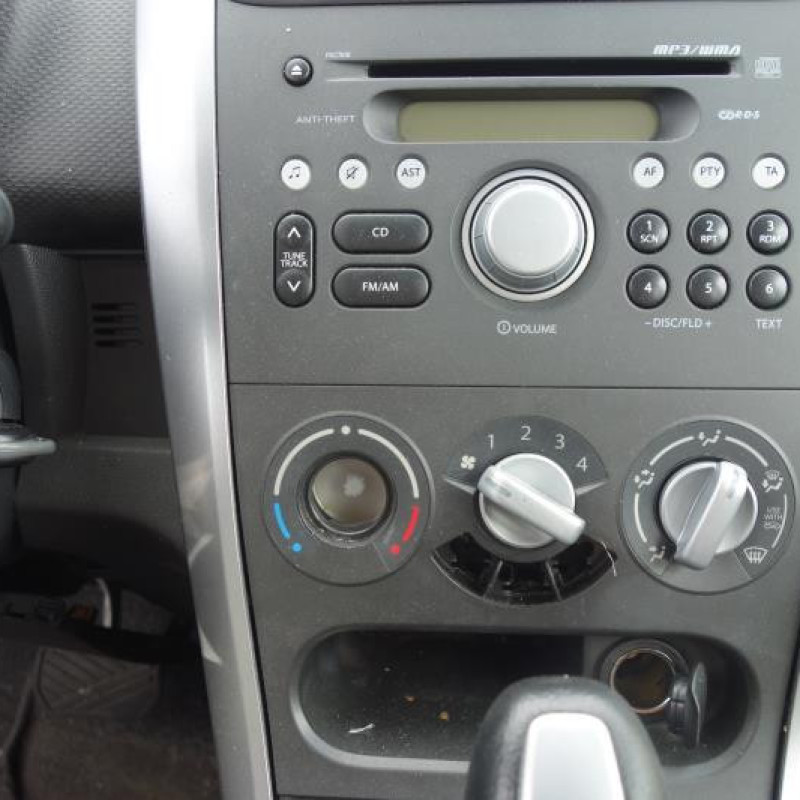 Ceinture arriere gauche SUZUKI SPLASH Photo n°9