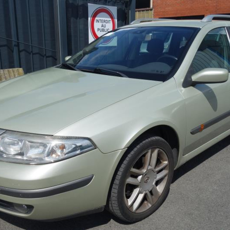 Calandre RENAULT LAGUNA 2 Photo n°2