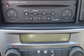 Calandre RENAULT LAGUNA 2