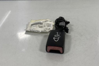 Attache ceinture avant droit FIAT GRANDE PUNTO Photo n°1
