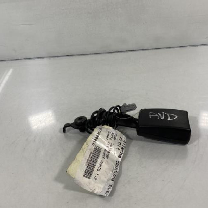 Attache ceinture avant droit FIAT GRANDE PUNTO Photo n°3